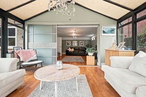 BROMLEY ROAD- click for photo gallery